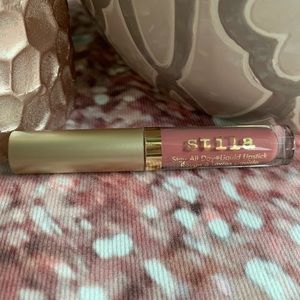 ✨NWOT STILA ALL DAY STAY LIQUID LIPSTICK✨